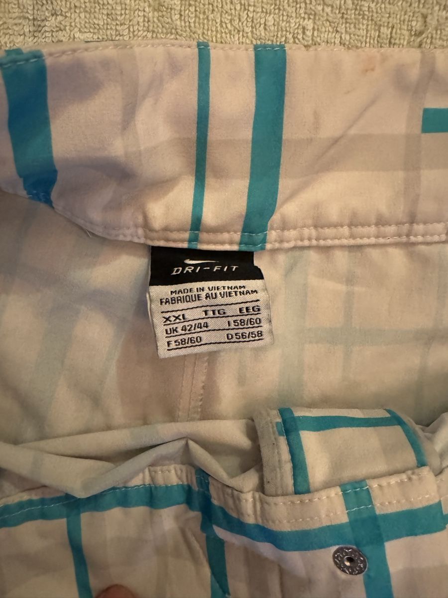 Pantaloni: Tennishose – Usato da Wettingen venduto da Chuljaa 1