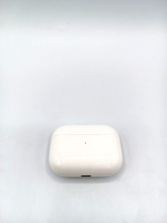 Apple Kopfhörer: Airpods Pro 1. Generation Original Ladecase – Gebraucht aus Neerach von mur_dwg9