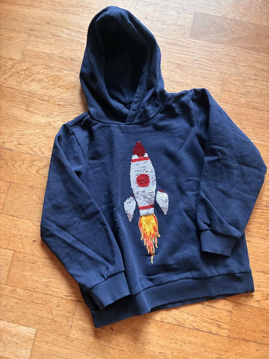 Maglioni & Felpe: Schöner Pullover Gr. 122 – Usato da richterswil venduto da lunamarie001