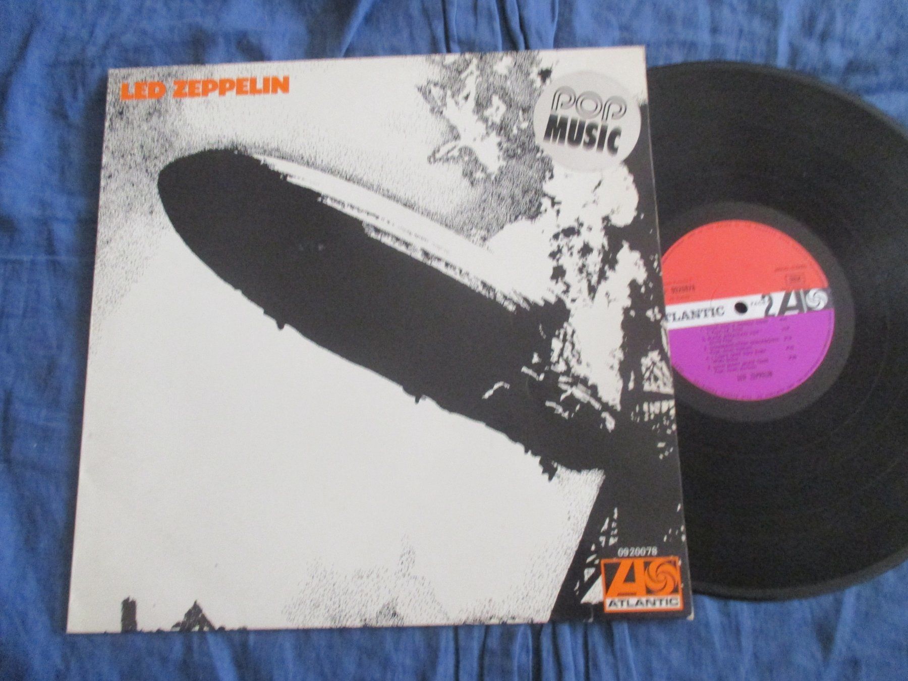 Vinyles: Led Zeppelin I – D'occasion à Colombier NE par nene288