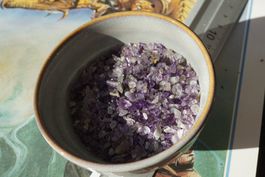 Amethyst Fein Wassersteine  100g pro gebot    TOPSTONE