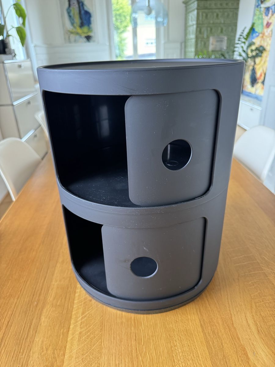 Nachttische: Kartell Componibili  schwarz, matt – Gebraucht aus Regensdorf von Rina49 1