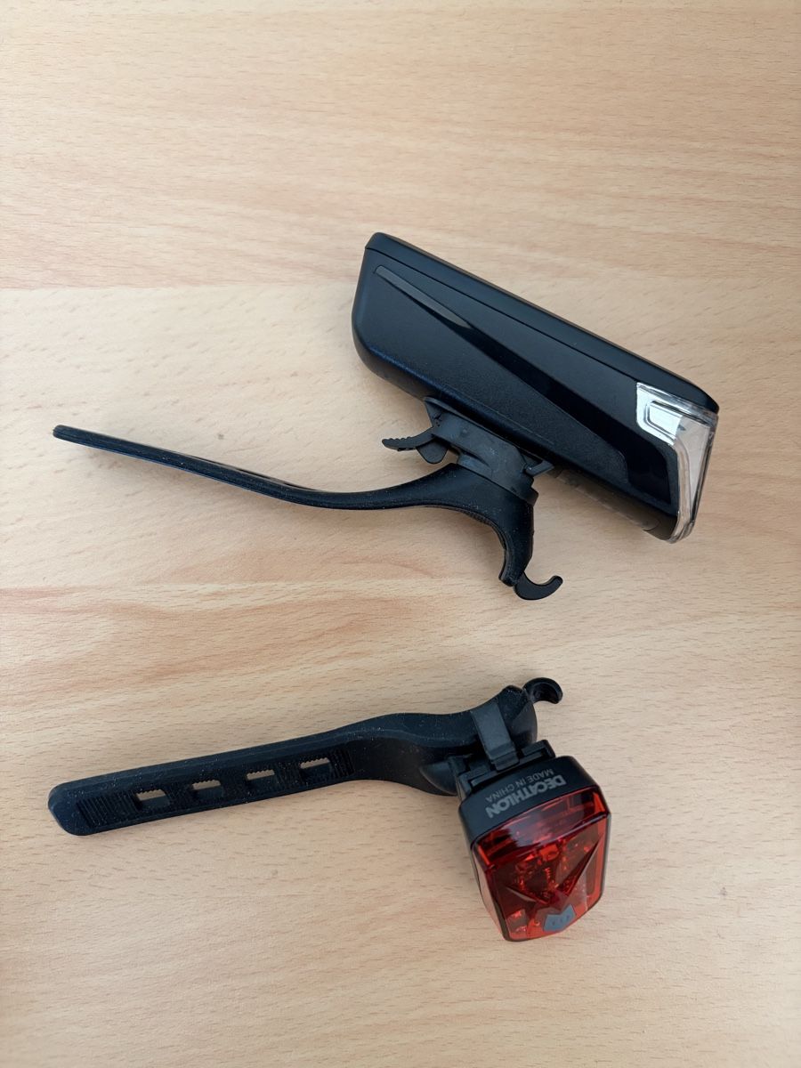 Pezzi di ricambio: Fahrradbeleuchtung Set LED – Usato da Utzigen venduto da fru_6zq6