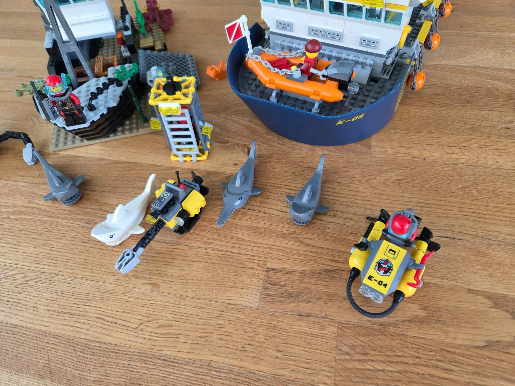 Lego Kit di costruzioni: Lego 60095 Deep Sea Exploration Vessel – Usato da Thun venduto da Reda68 1