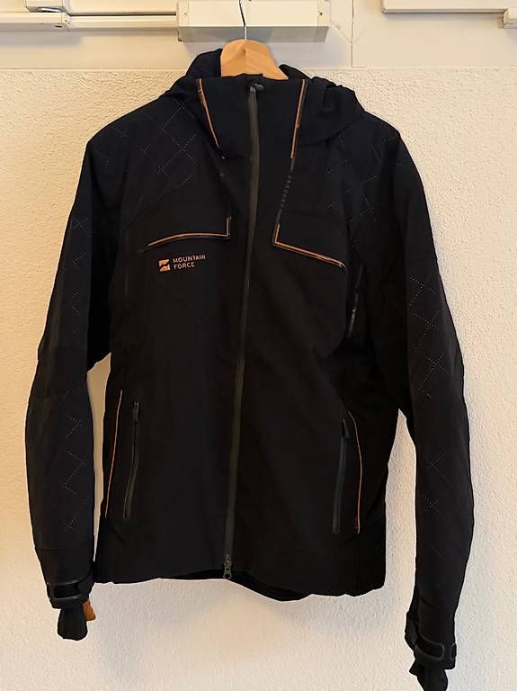 Mountain Force Giacche: Mountain Force Herren-Skijacke - Grösse 50 – Usato da Winkel venduto da Sergiom 1