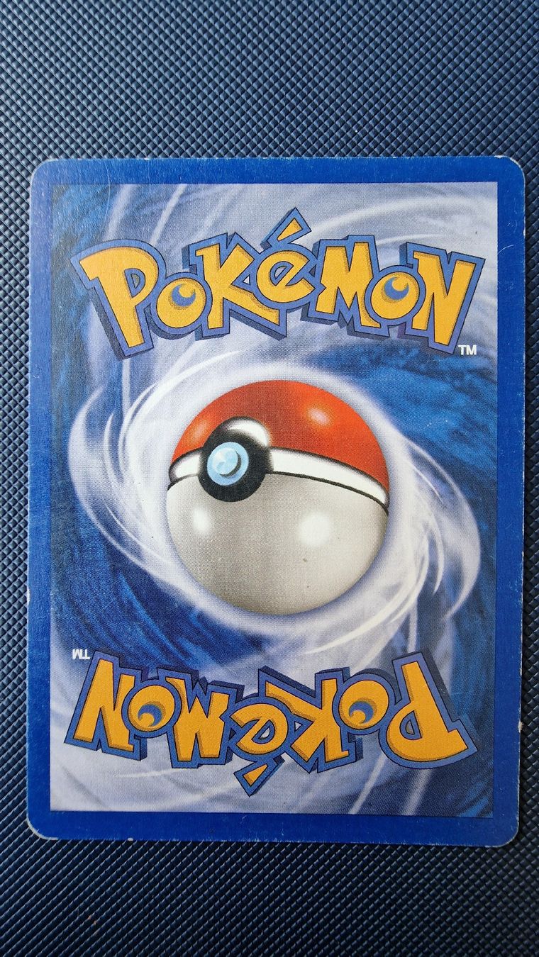 Pokémon Cartes à collectionner: Pikachu #124 – Pokémon Expedition – D'occasion à Veytaux par PocketMonster 1