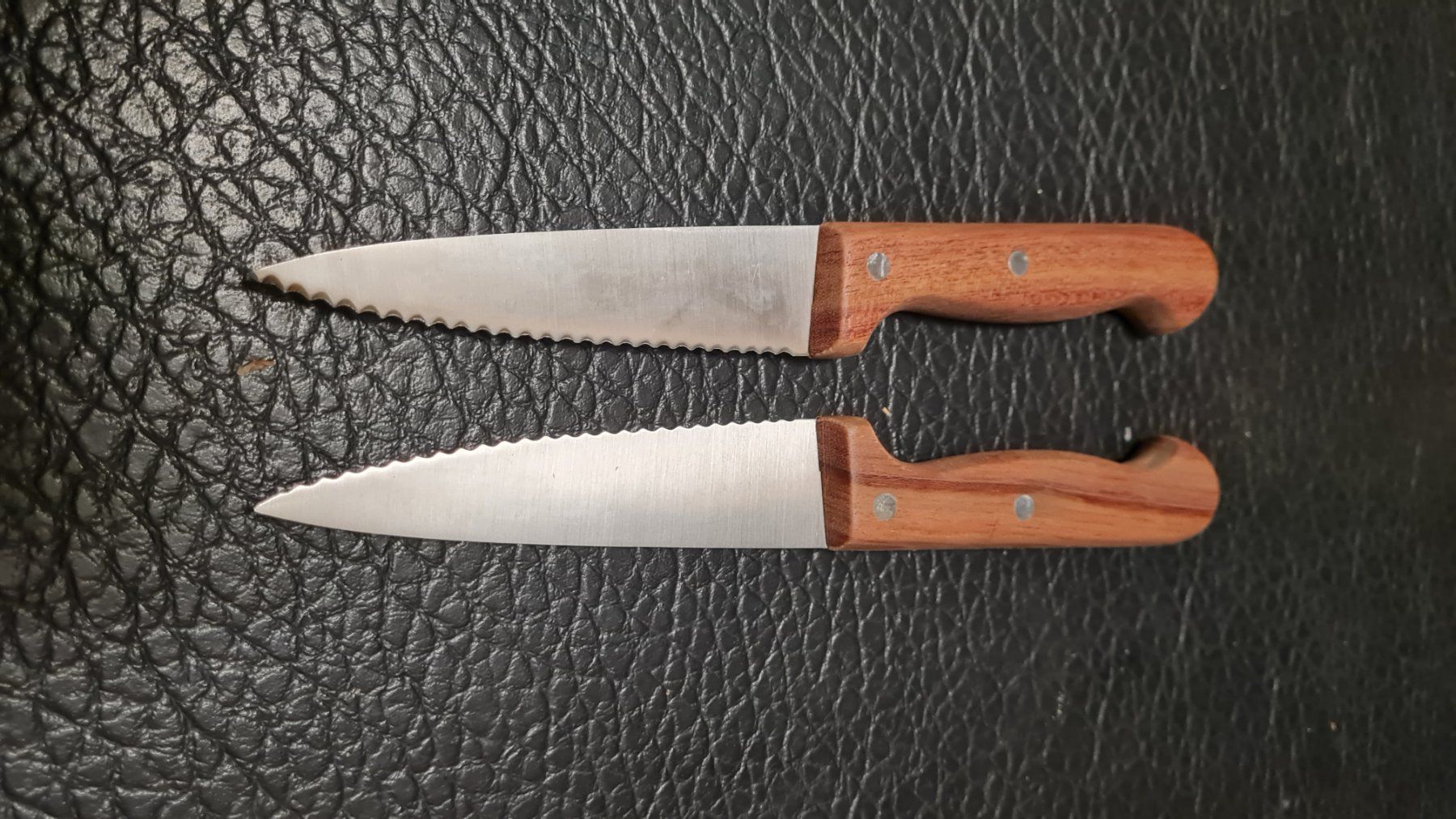 Coltelli da cucina: Steakmesser mit Wellenschliff – Nuovo (secondo la descrizione) da Haldenstein venduto da Gigathlon4 2