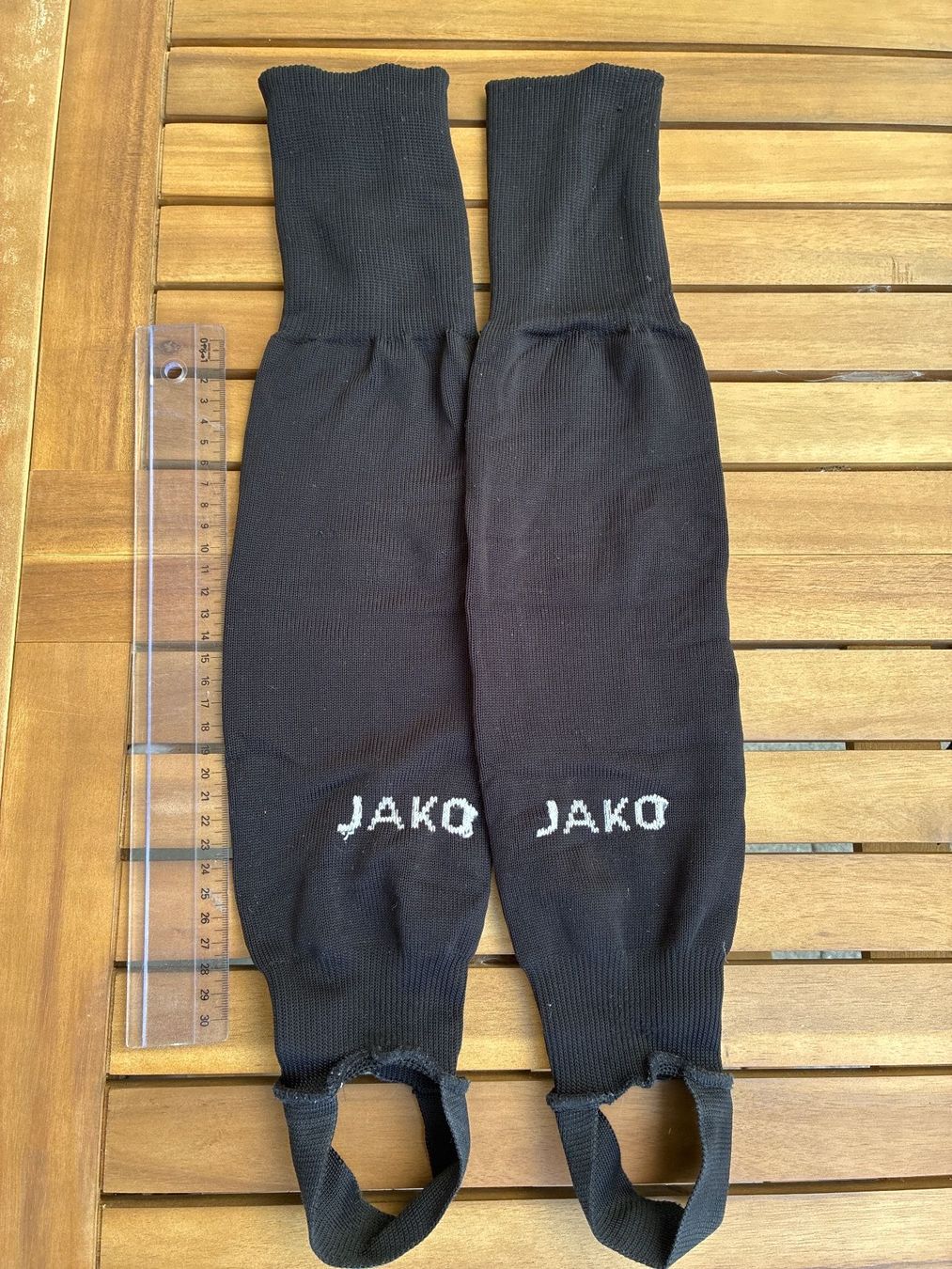 Socken: 1 Paar Stulpen JAKO, schwarz – Gebraucht aus Guntershausen von Gloominati