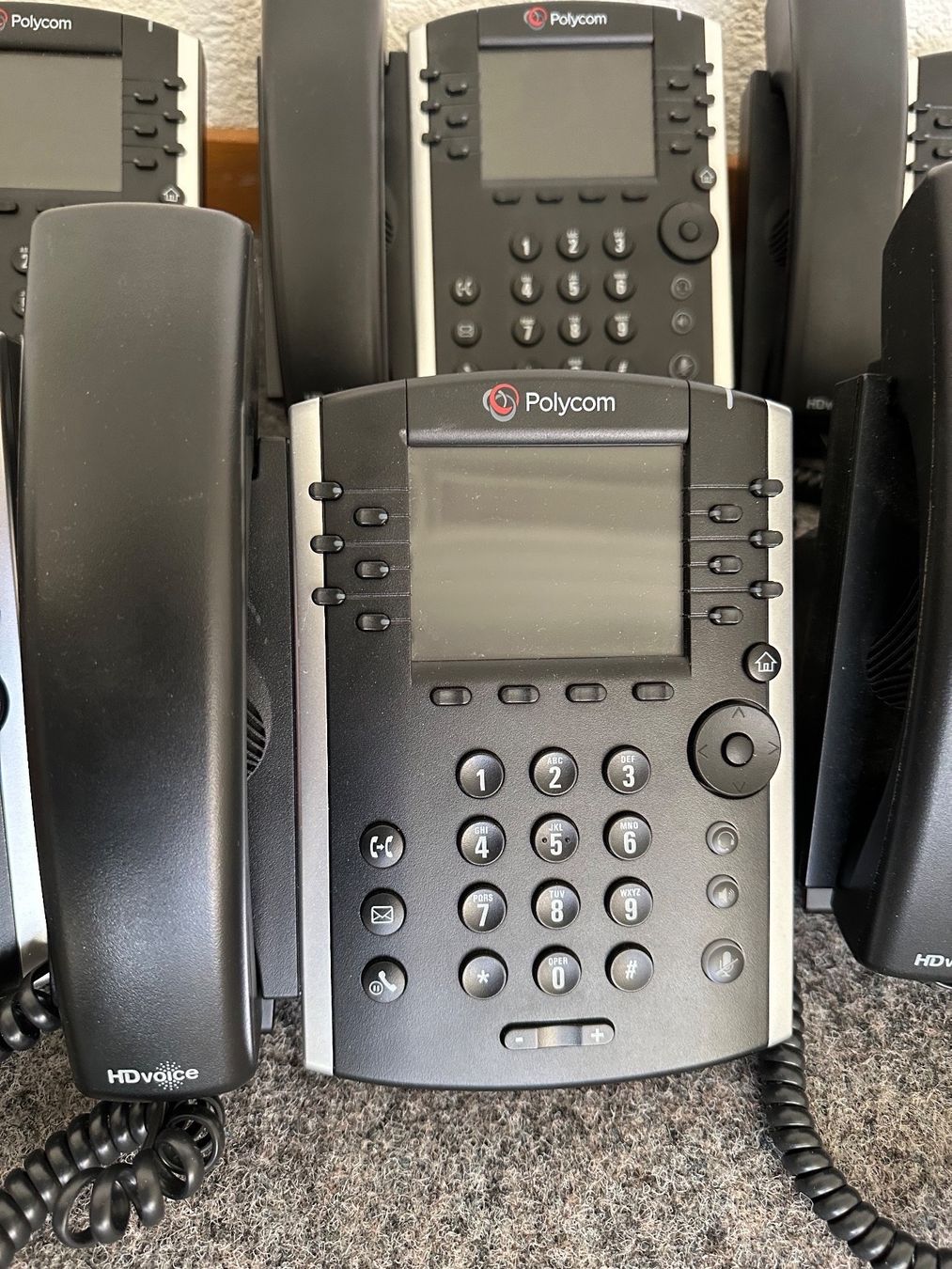 Polycom Telefone: Poly VVX 411 (Preis verhandelbar) – Gebraucht aus Lyss von PA0000 1