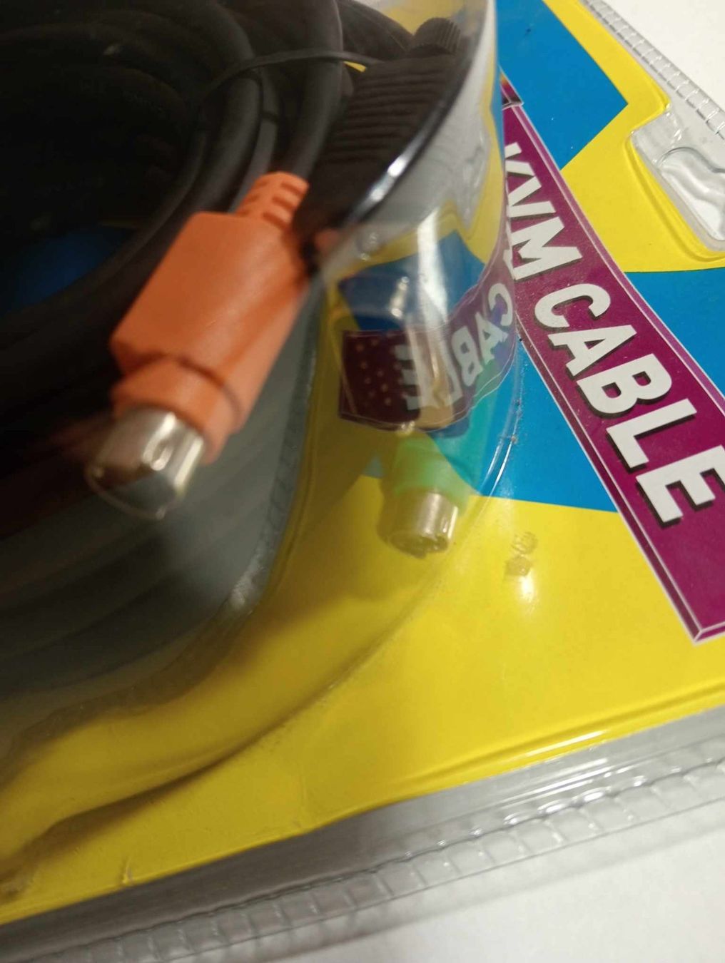 Cavi: Farbige KVM KOMBI KABEL BB-1203-P – Nuovo e nell'imballaggio originale da Zürich venduto da irm_lc5f 3