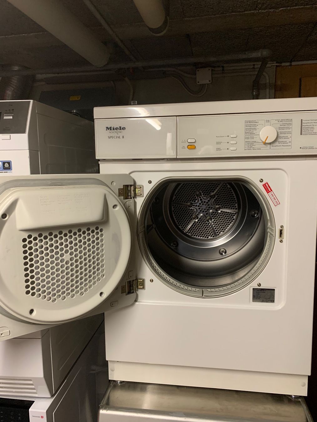 Miele Asciugatrici: Sèche-linge Miele à évacuation – Usato da choex venduto da con_h7vh 1