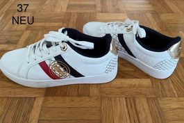 Neue Sneaker Grösse 37