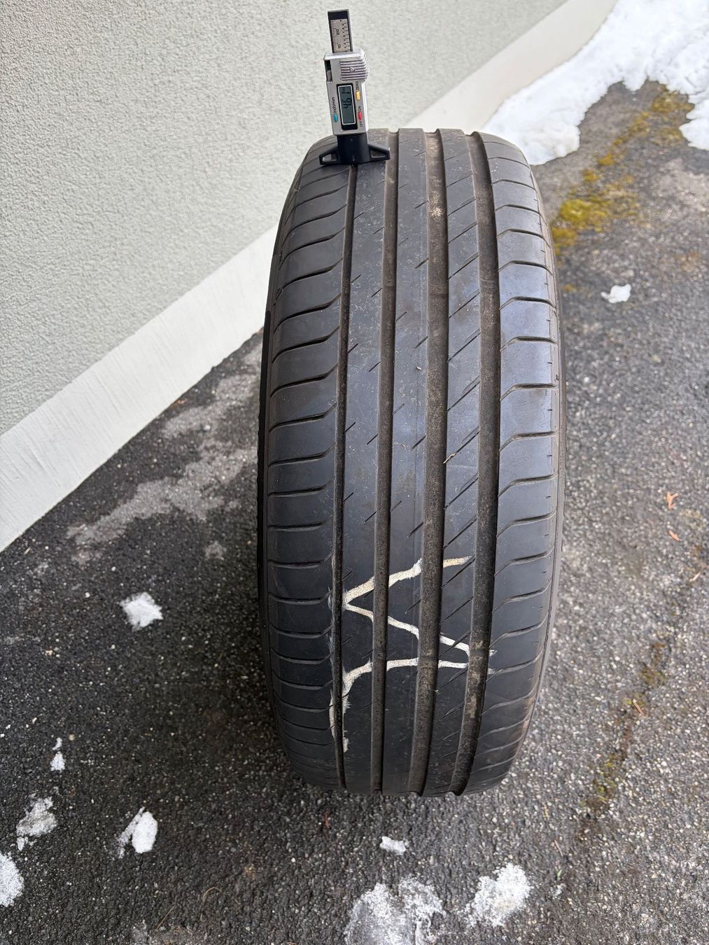 Pneus & Kompletträder: VOLVO CX60 4 Sommerräder 235/65R17 – Gebraucht aus Engelberg von Pits68