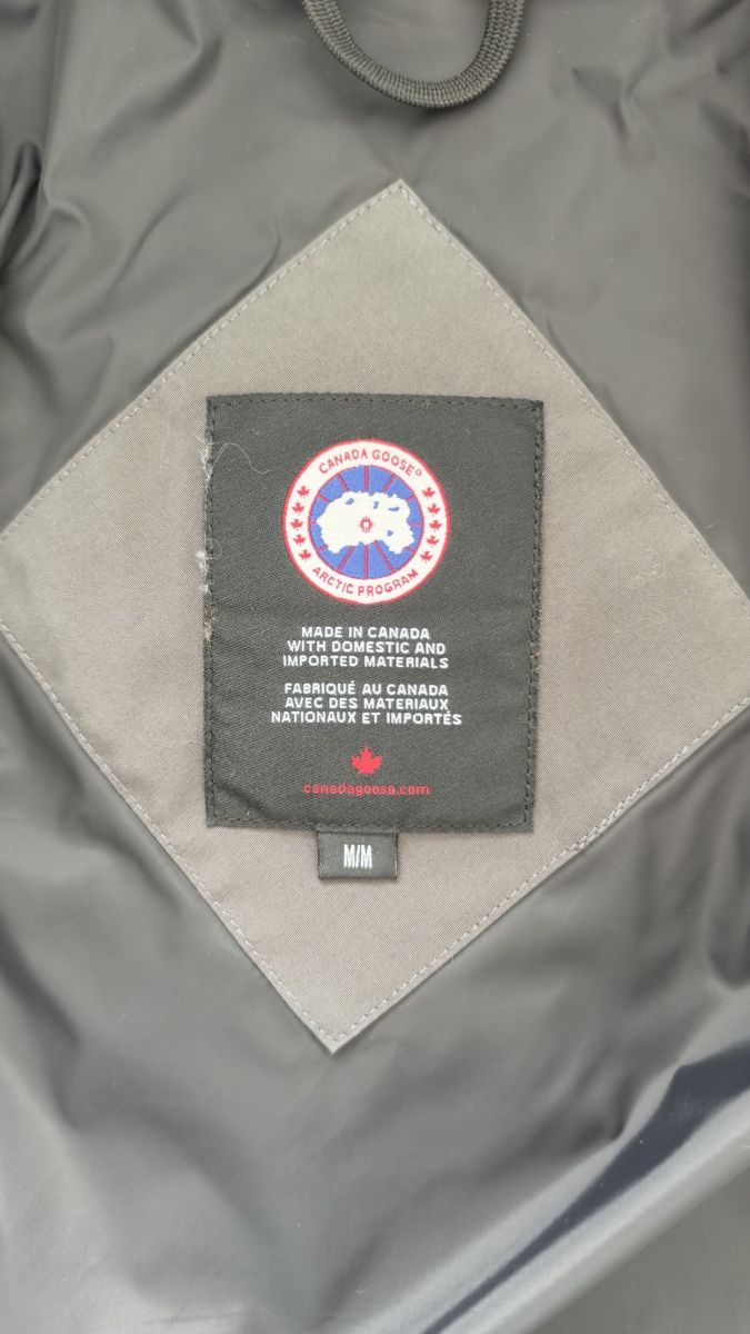 Canada Goose Mäntel: Canada Goose Grey Parka – Gebraucht aus Immensee von Alb_5t65 1