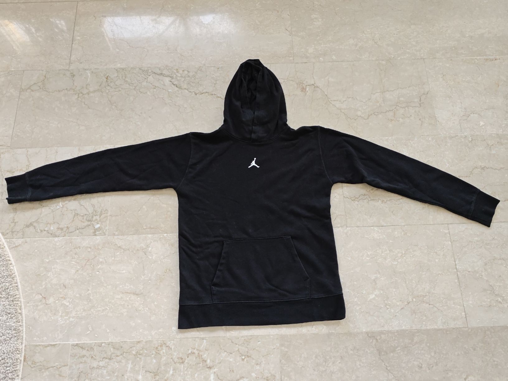 Jordan Pulls et sweat-shirts: Jordan Kapuzenpullover schwarz Grösse XL gebraucht – Neuf (Voir description) à Illnau par Juepf80
