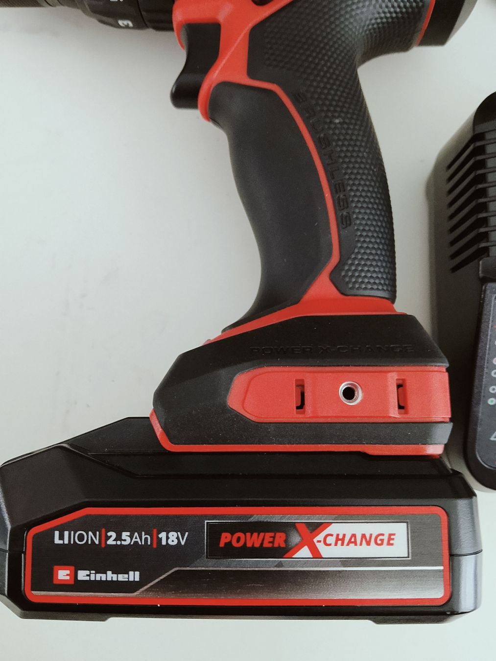 Einhell Trapani: Neuer Einhell Professional Akku Schlag bohrschrauber – Nuovo (secondo la descrizione) da Biel/Bienne venduto da Vintage-timearts 3