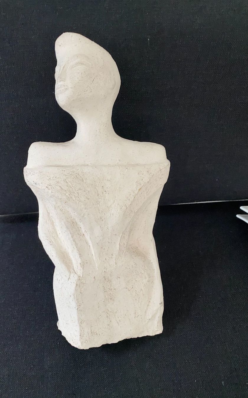 Skulpturen & Statuen: Schöne  Frau Skulptur..!! – Gebraucht aus Opfikon von Luis144