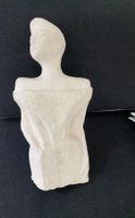 Schöne  Frau Skulptur..!!