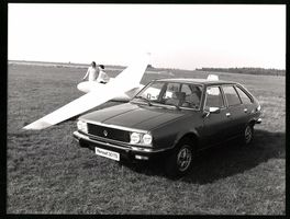 Fotografie Auto Renault 30 TS, Schräghe
