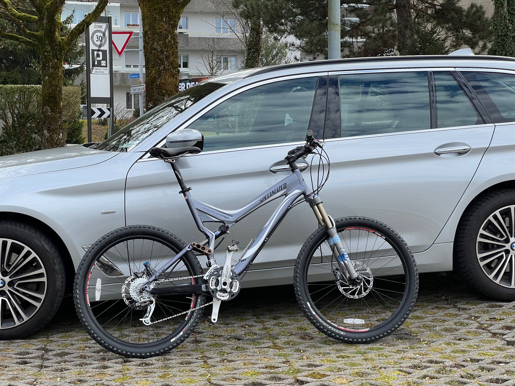 Specialized Velos: Specialized Stumpjumper FSR Expert 2007, kürzlich gewartet – Gebraucht aus Zürich von  2