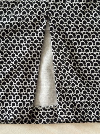 Rock / schwarz-weiss Gr.42 / 44