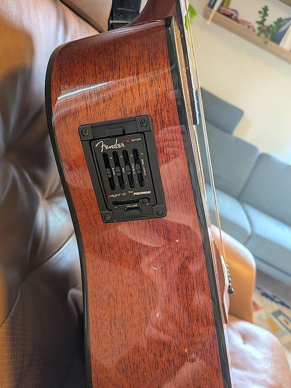 Strumenti musicali: Fender DG20CE NAT  Akustik-Elektro-Gitarre – Usato da Bern venduto da nisnibelle 2