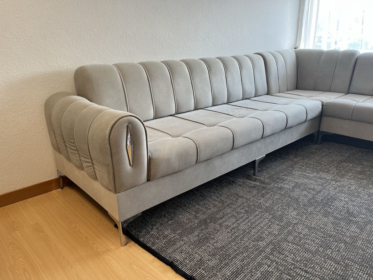 Divani: Sofa zu verkaufen – Nuovo (secondo la descrizione) da Hägendorf venduto da Rejanbe 1