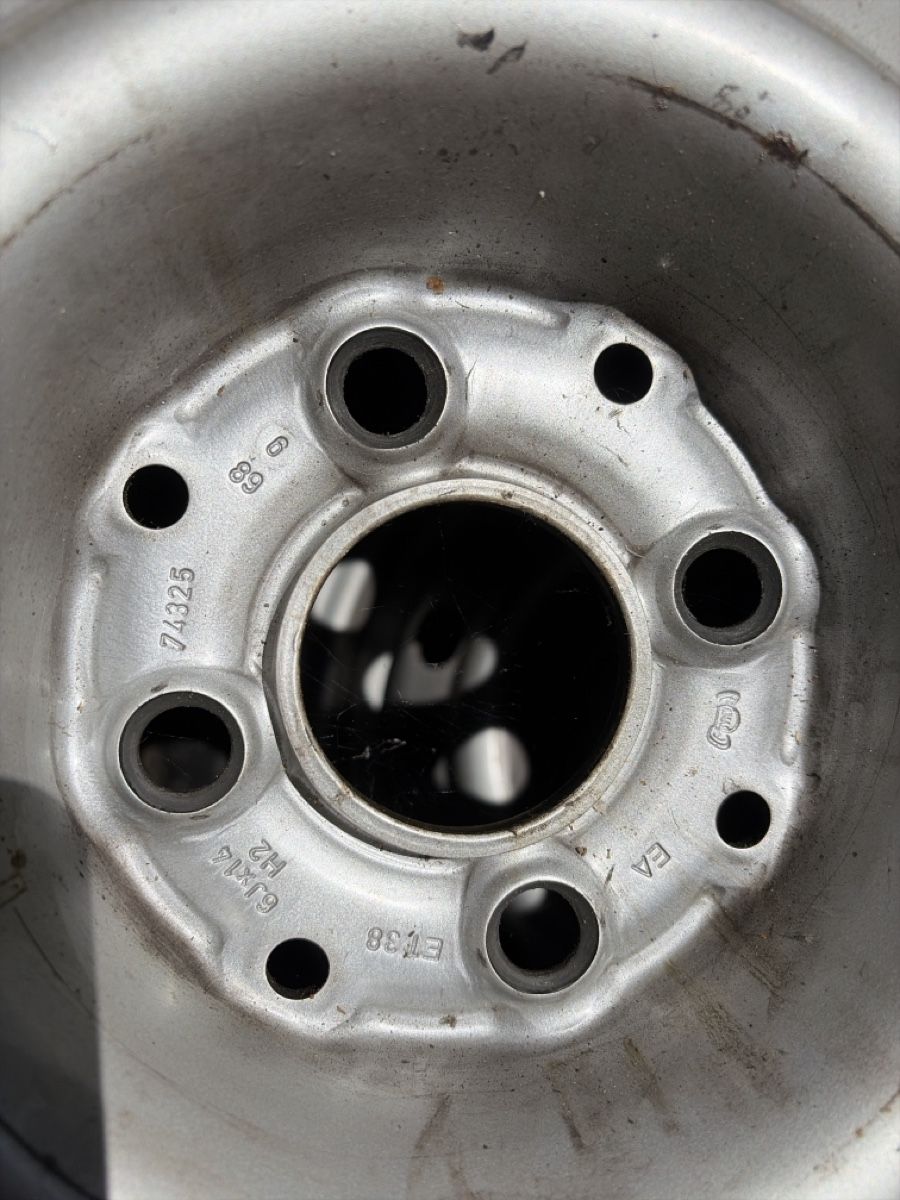 Pneumatici & Ruote complete: Winterradsatz VW Golf 1 – Usato da illnau venduto da silpat 1