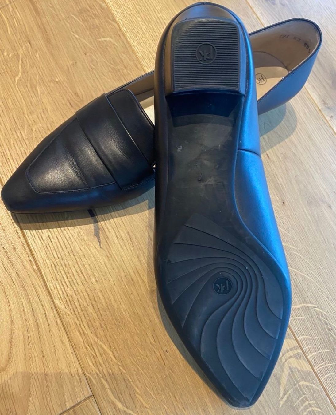 Kaiser Scarpe da donna: Peter Kaiser Leder Pumps Schwarz Gr. 40-41 – Usato da USTER venduto da ioana2004 1
