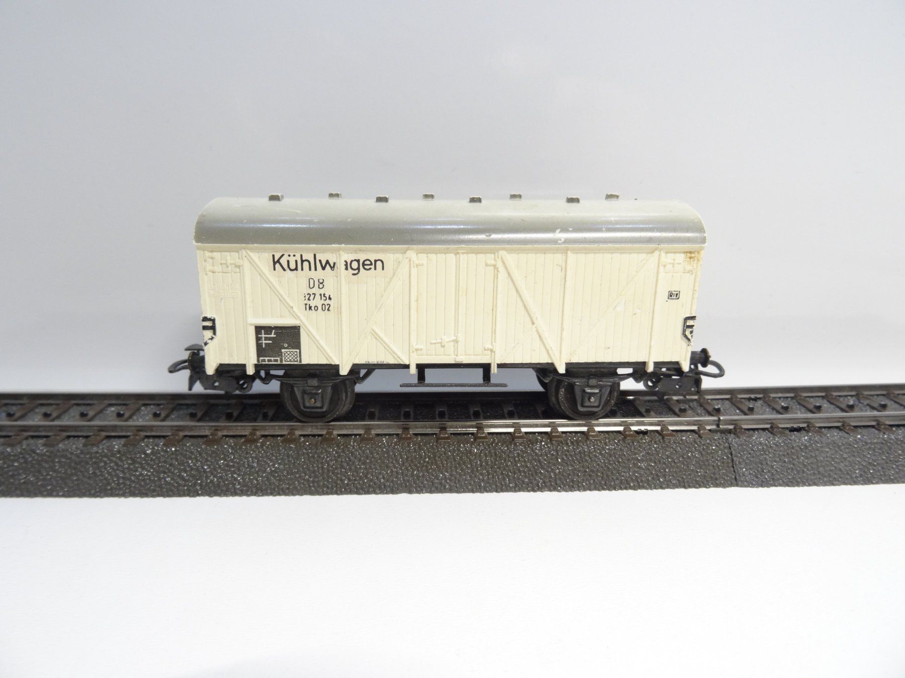 Märklin Modellini di ferrovie: Märklin. H0 4508 Kühlwagen – Usato da Hochdorf venduto da Teger02 1