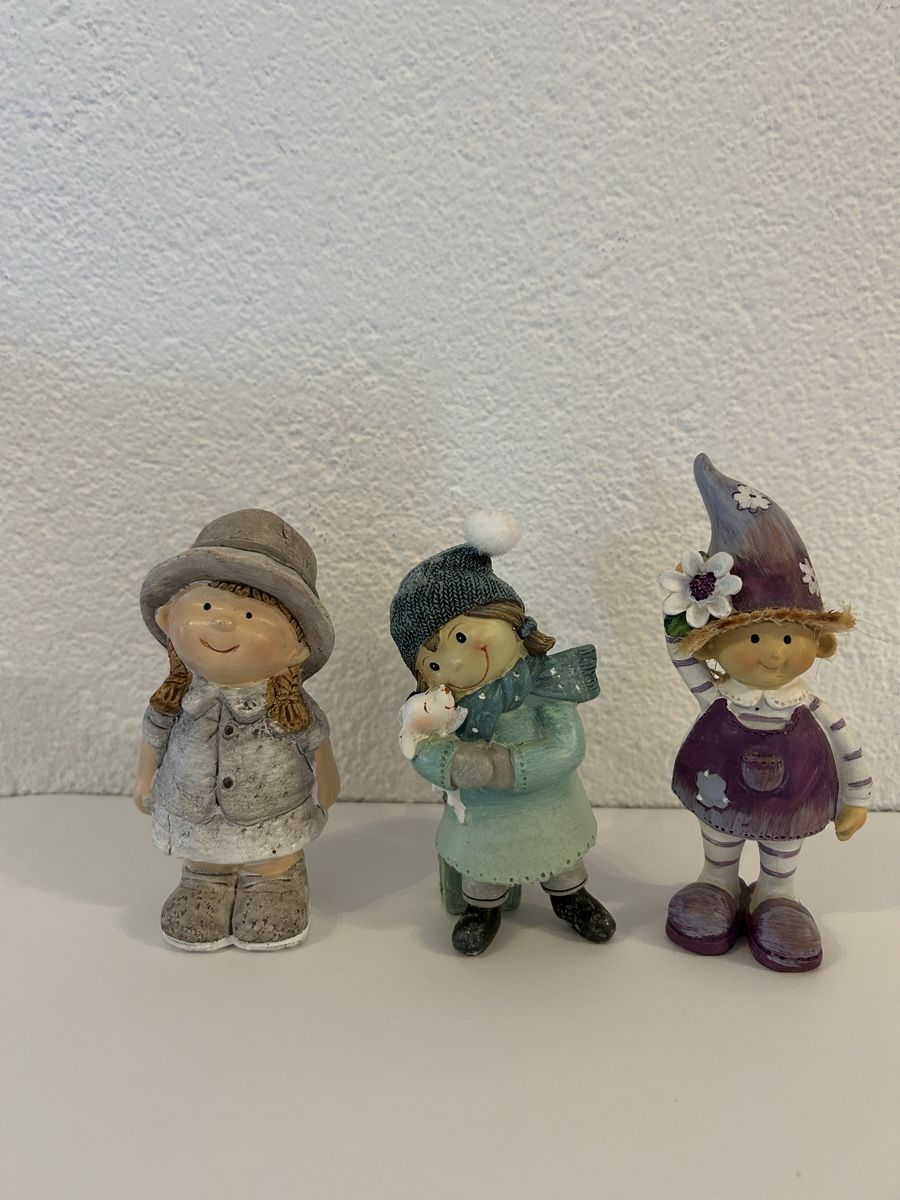 Toutes les décorations: Hübsche Ton-Mädchen 3Stk – D'occasion à Neu St.Johann par har_f865