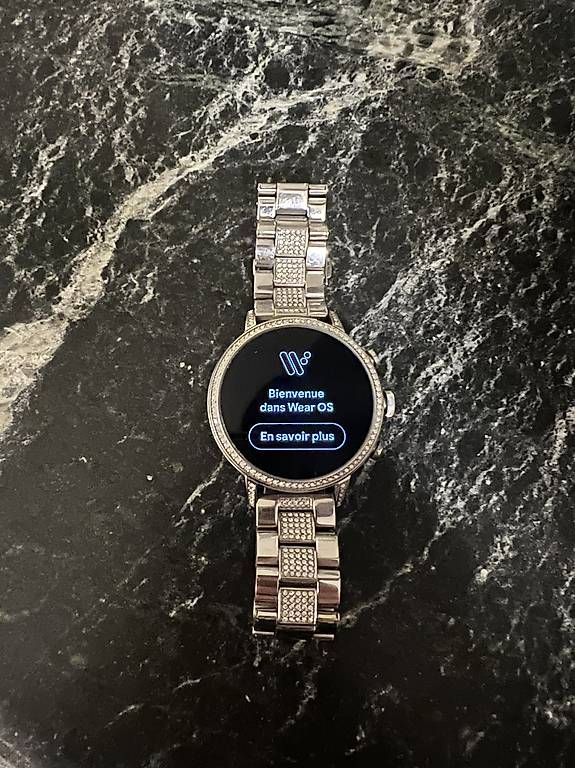 Smartwatch: Fossil Q Venture HR ? Elegant Smartwatch – Usato da Herrliberg venduto da jes_ytm2