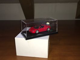 Ferrari 458 spider 1/64 no Mini GT