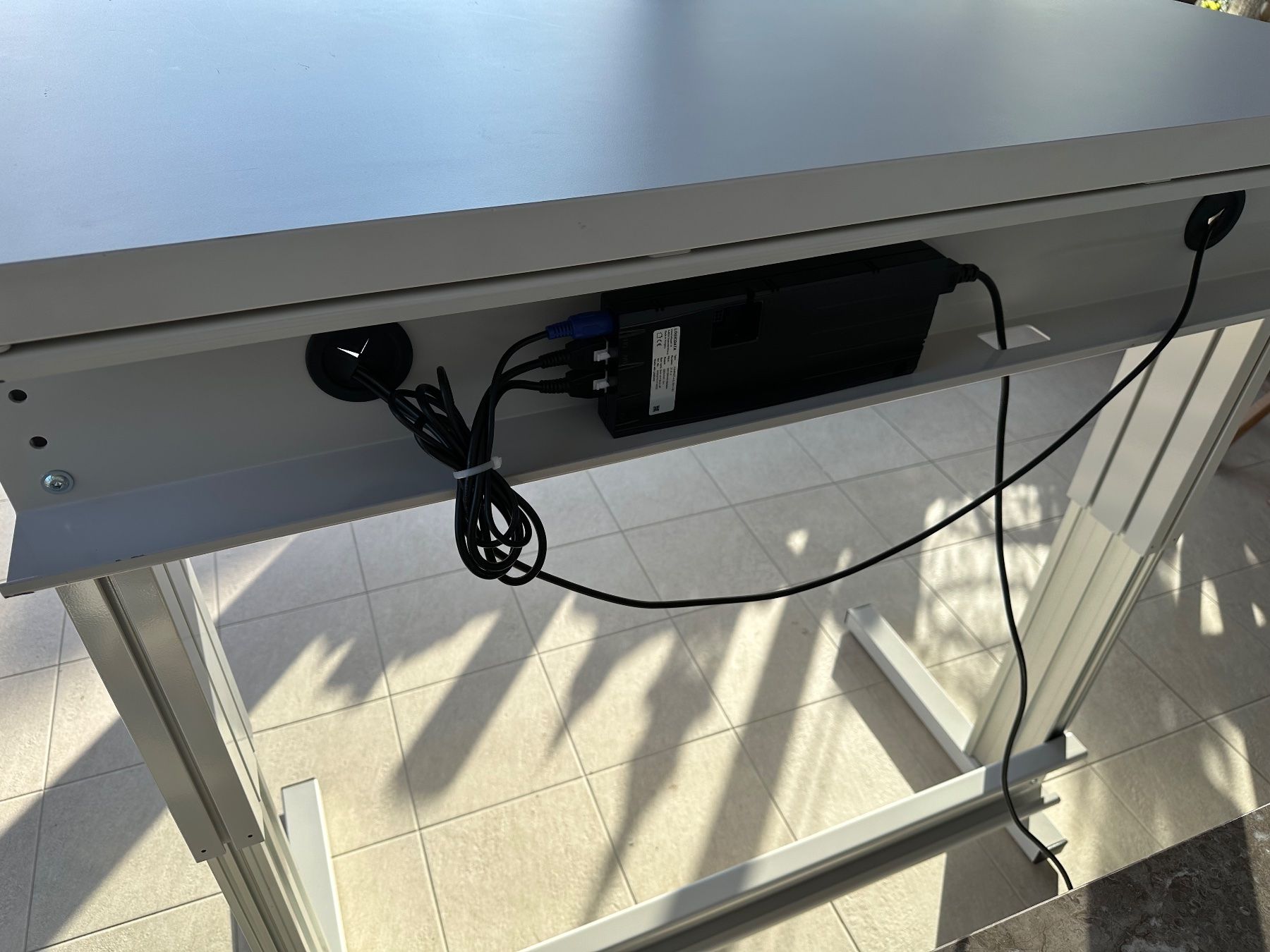 Werkbänke: Établi d’horloger électriques – Gebraucht aus plagne von grandgalop 2