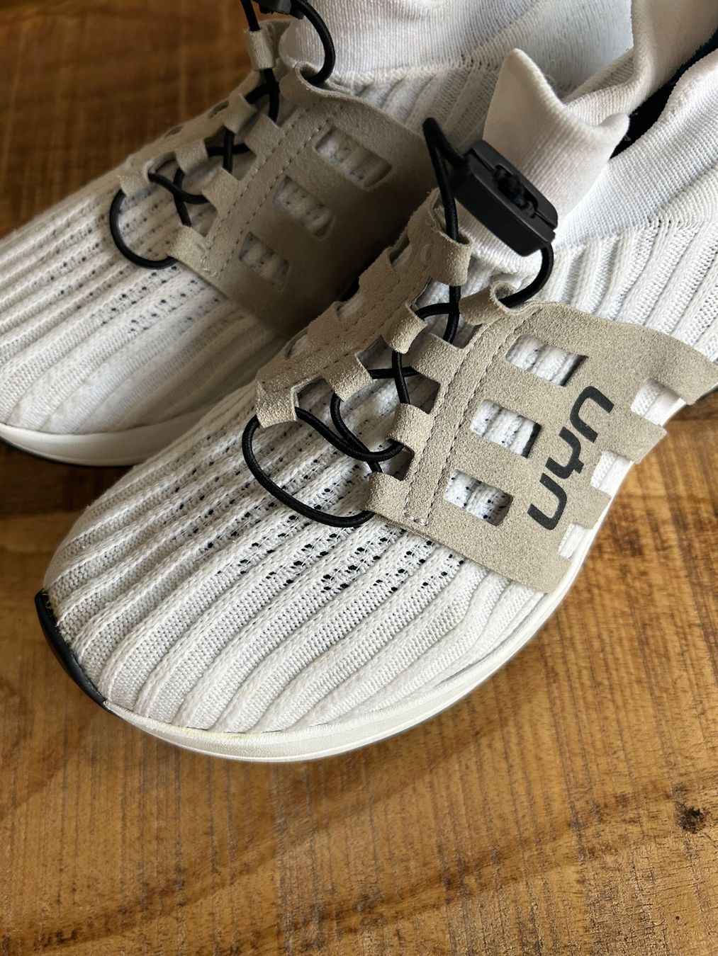 UYN Scarpe da uomo: UYN Washi Sneaker - Gr. 38 – Usato da Illnau venduto da Monkky 1