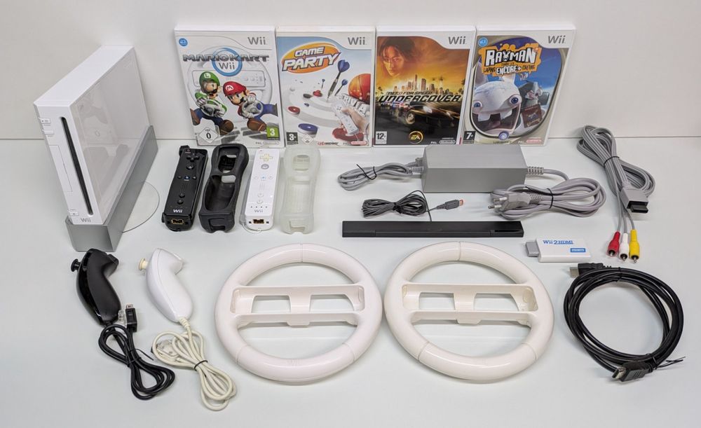 Nintendo Wii mit diversem Zubehör und 4 Spielen (HDMI) 1