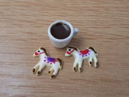 Puppenhaus Pferdchen Kekse mit Kaffeetasse, Keramik