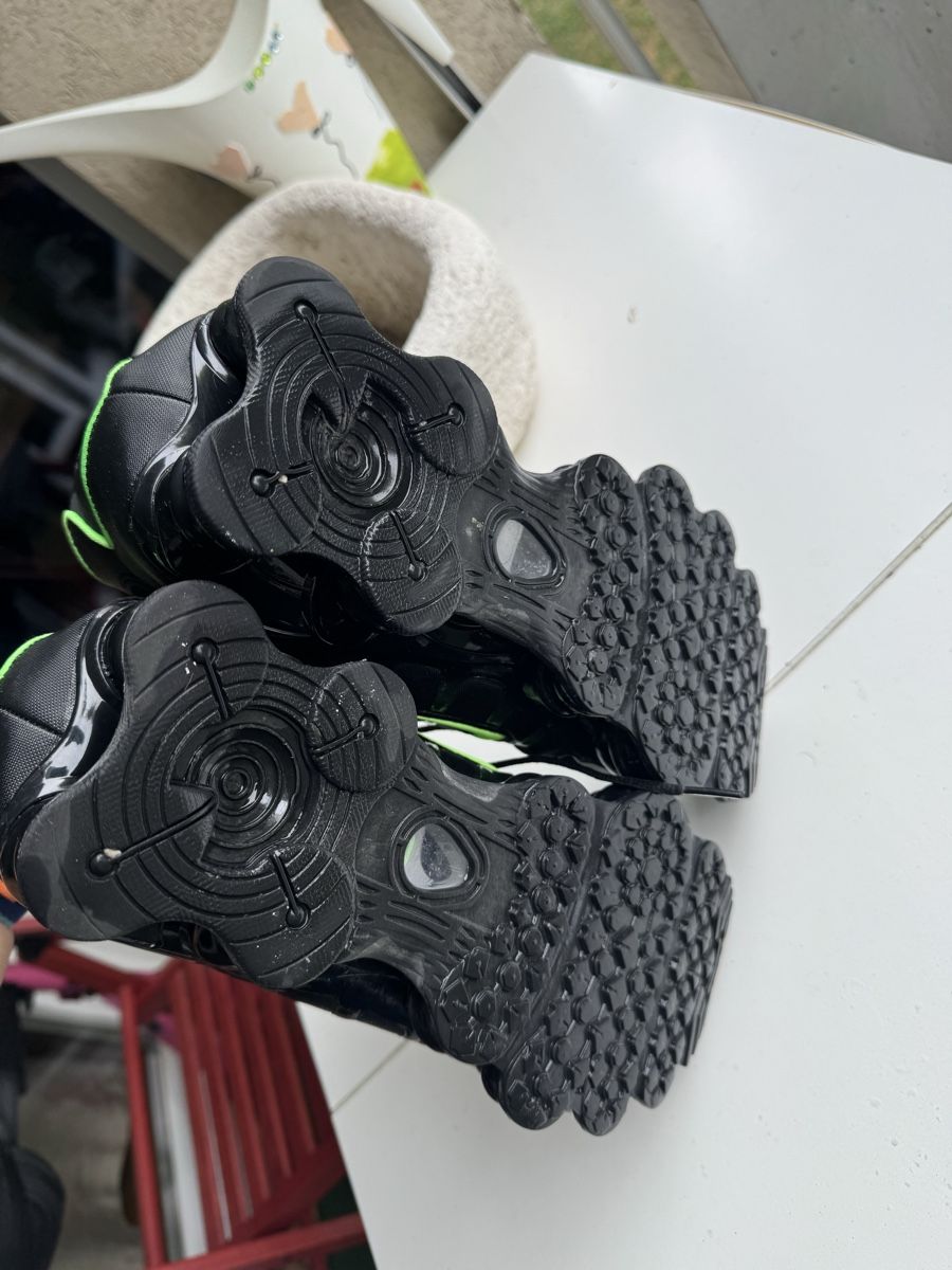 Nike Herrenschuhe: Baskets Nike Shox Noir Vert T.45 – Neu (gemäss Beschreibung) aus Romanel-s-Lausanne von vituzzo02 3