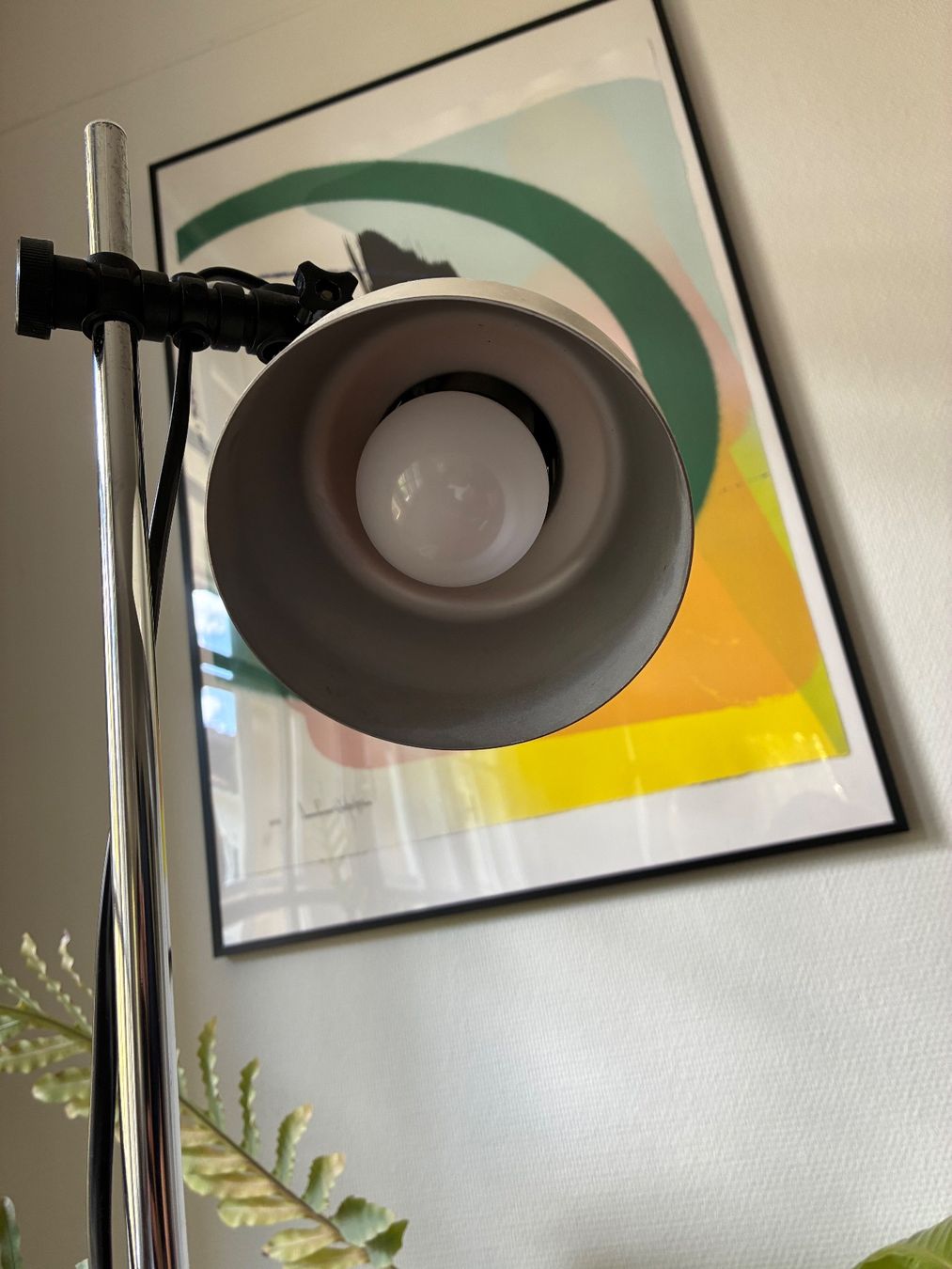 Lampade: Vintage Steh-Lampe | Beige – Usato da Bern venduto da Nautilus14 2