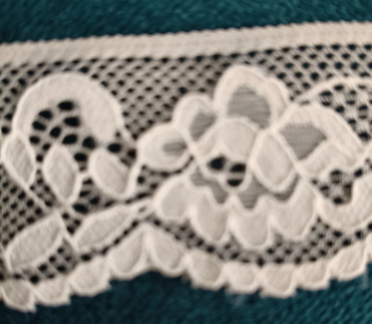 Nastri decorativi: Spitzenstoff mit Blumenmuster — Wunderschöne, feine Spitze i – Nuovo (secondo la descrizione) da Urtenen-Schönbühl venduto da sep_k9jk