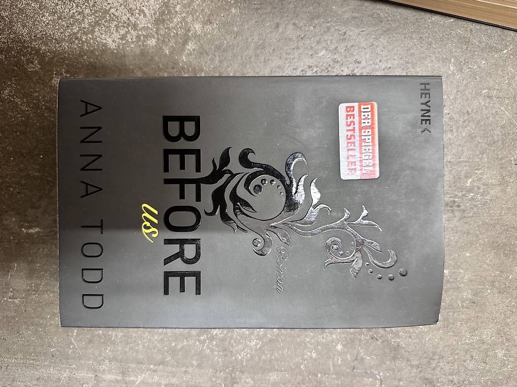 Bücher: Before us – Gebraucht aus Birsfelden von kil_d79j