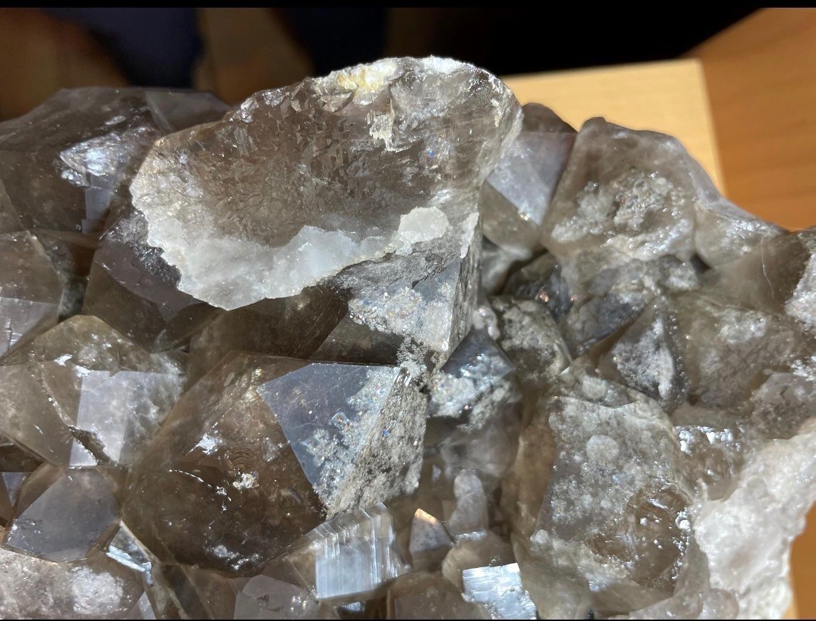 Mineralien & Heilsteine: Gwindel Bergkristall Swiss Group Quartz – Gebraucht aus Genève von qua_q7kb 4