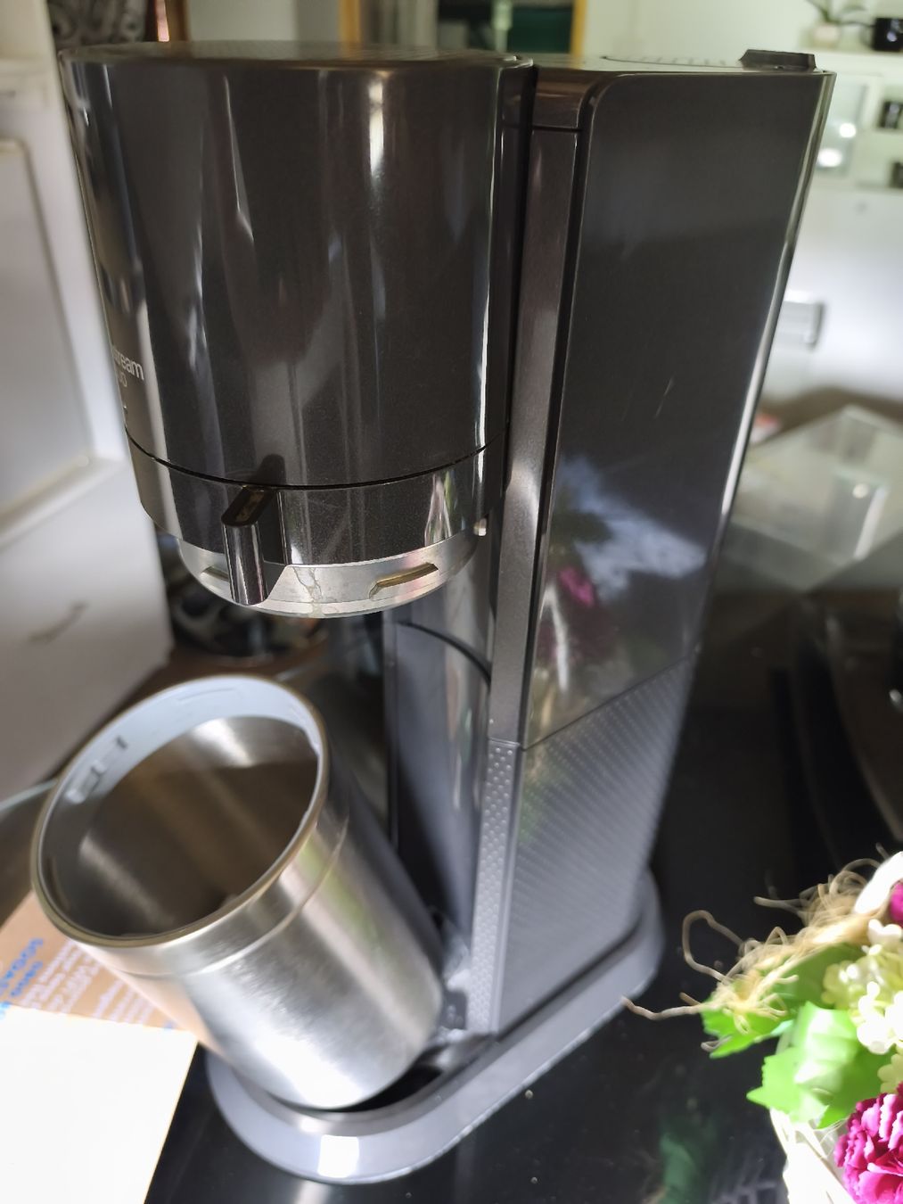Sodastream Elettrodomestici da cucina: SodaStream DUO Wassersprudlerl  – Usato da Konolfingen venduto da Bio-suisse 5
