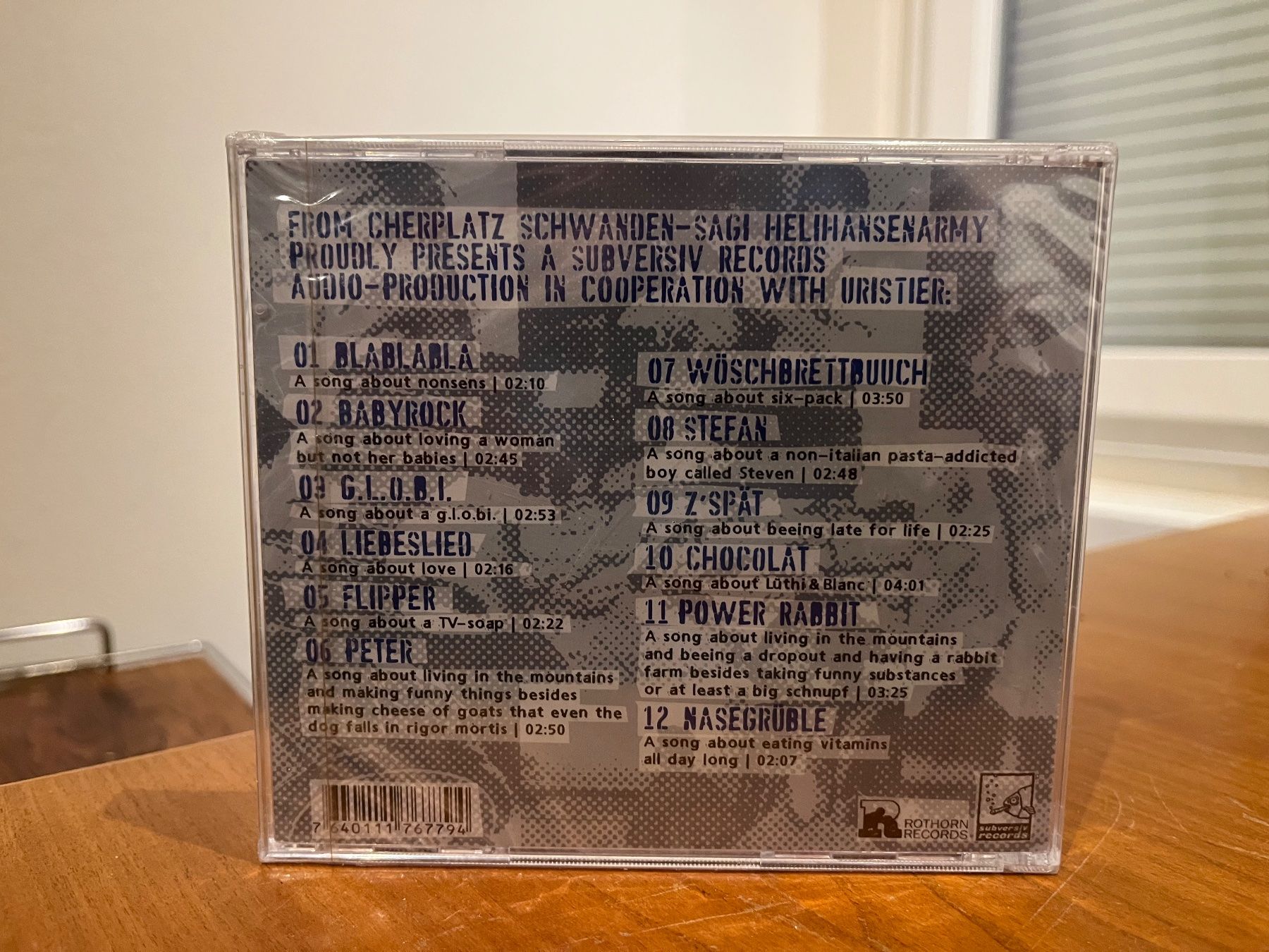 CD: Uristier - Helihansenarmy - 100% Toiletcore – Usato da Küsnacht ZH venduto da swisssales.net 1