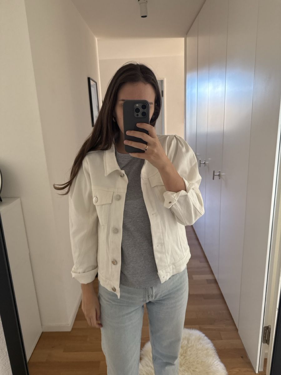 Jacken: Jeansjacke Weiss Gr. 36 – Neu (gemäss Beschreibung) aus Uster von CharlotteVN