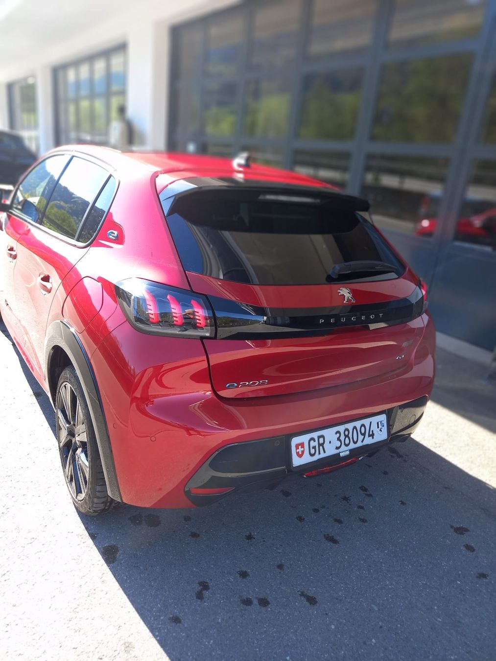 Peugeot Automobili: Peugeot 208 e-GT Elektro 136PS – Nuovo (secondo la descrizione) da Schluein venduto da AndiMonti