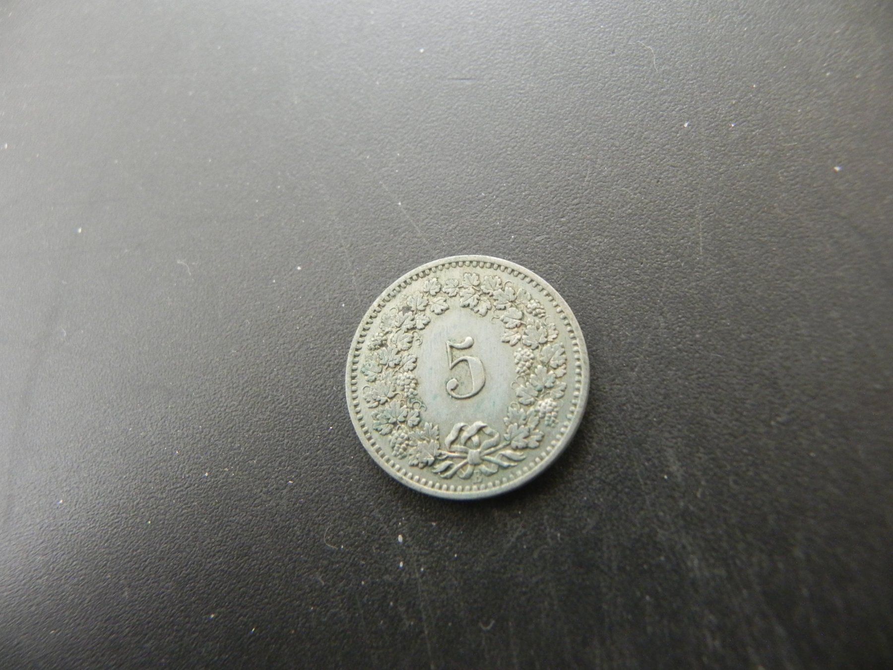 Tutti le monete: Schweiz 5 Rappen 1888 B – Usato da Biel/Bienne venduto da Gogolozi 1