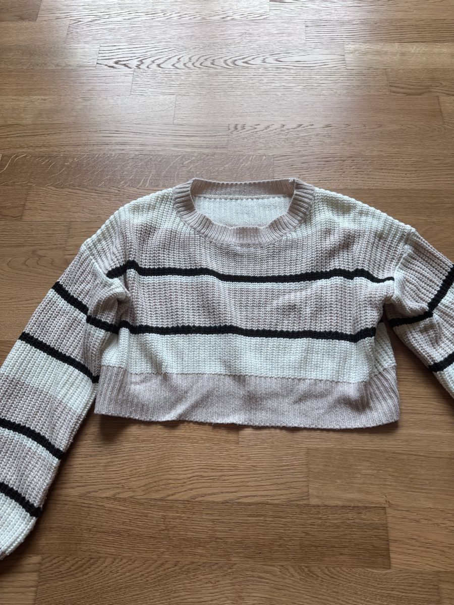 Pulls & Sweat-shirts: Pullover – D'occasion à Brunnen par san_7gww