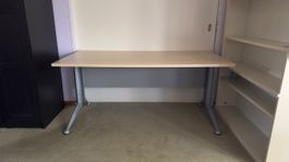 Tisch 160cm x 80cm