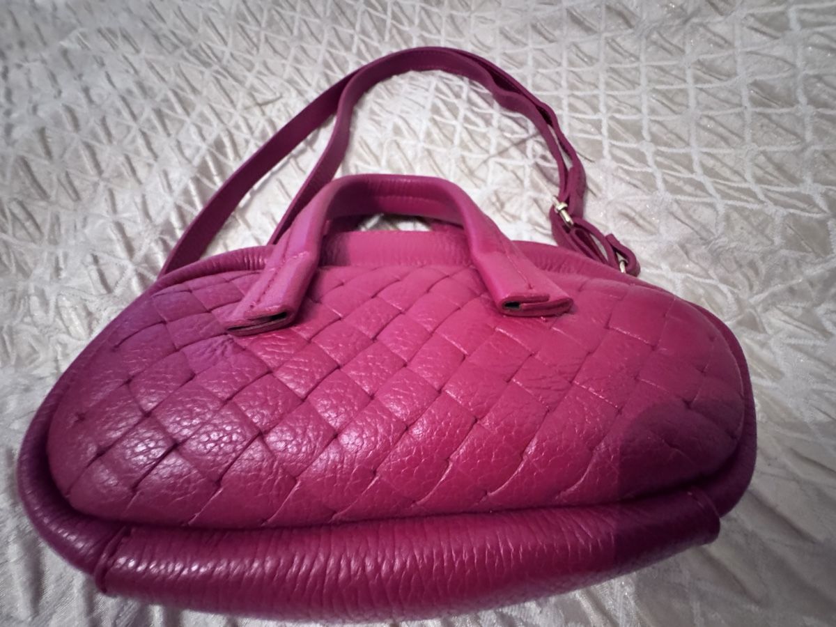 Borse da donna: Chic Pink Quilted Leather Handbag w/ Strap – Usato da Zürich venduto da 613_g8jy 2